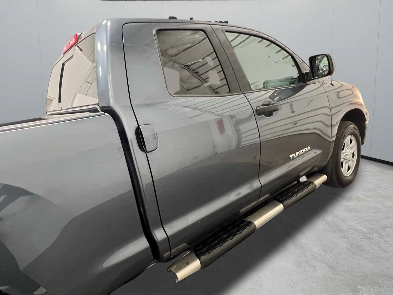 Toyota Tundra Tundra-Grade Double Cab 4.6L 4WD 2010