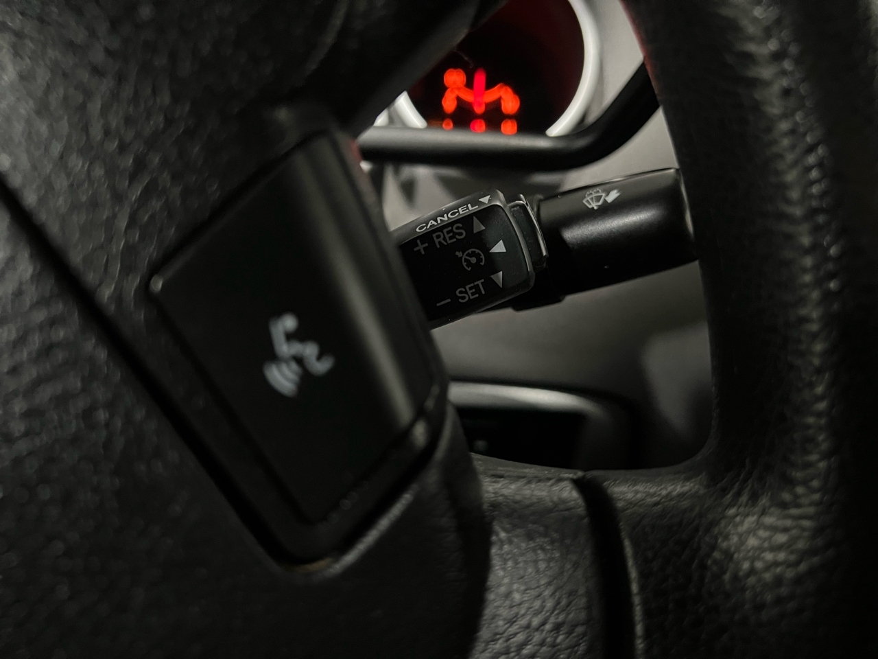 Toyota Tundra Tundra-Grade Double Cab 4.6L 4WD 2010