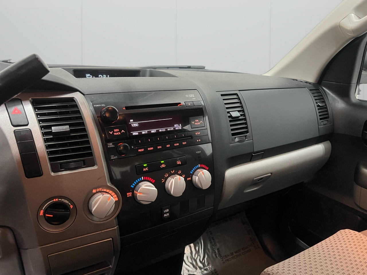 Toyota Tundra Tundra-Grade Double Cab 4.6L 4WD 2010