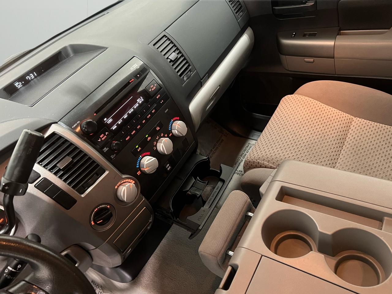 Toyota Tundra Tundra-Grade Double Cab 4.6L 4WD 2010