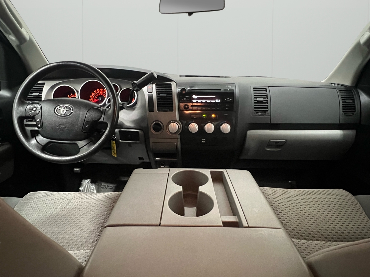 Toyota Tundra Tundra-Grade Double Cab 4.6L 4WD 2010