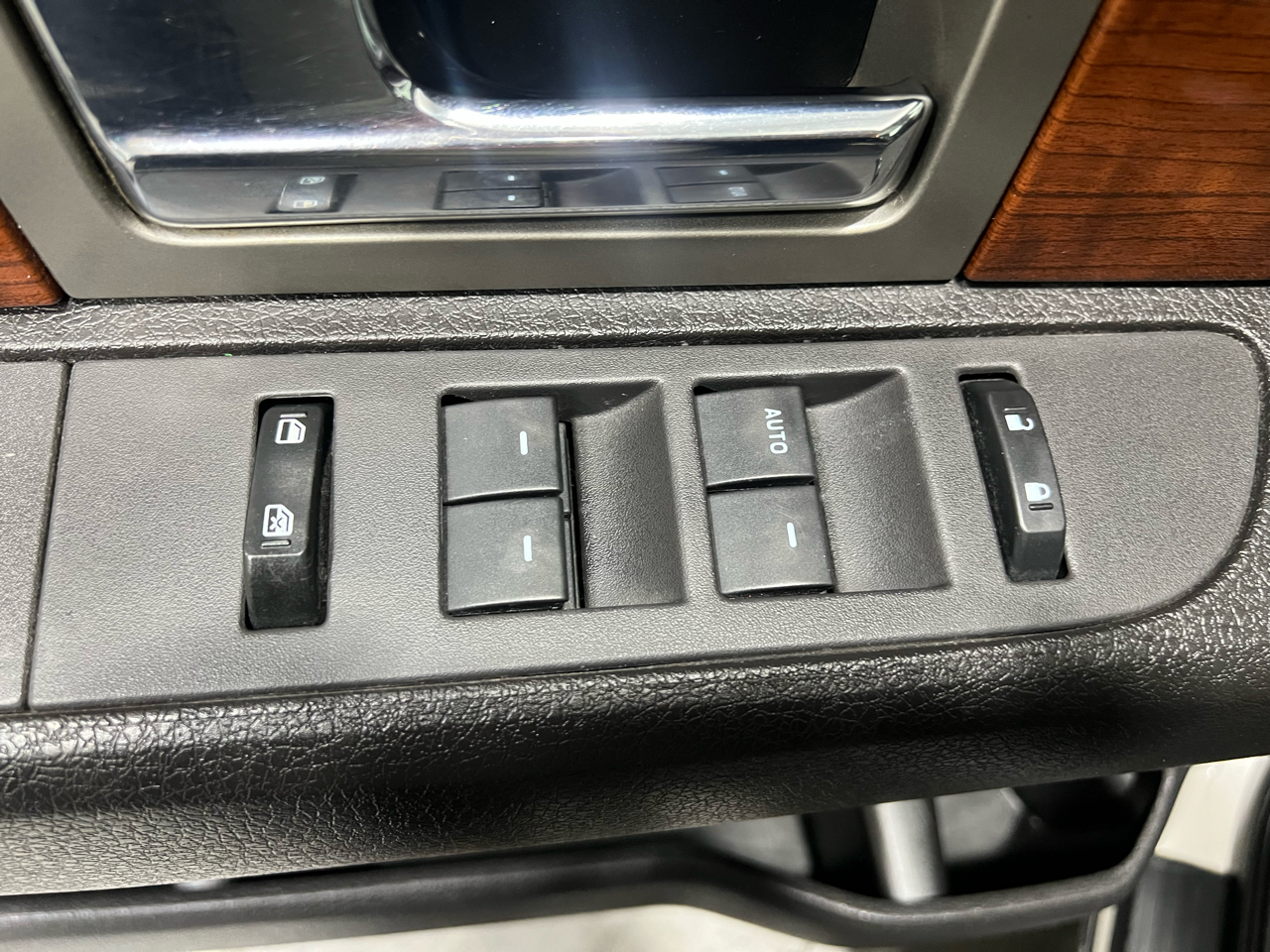 Ford F-150 Lariat SuperCrew 6.5-ft. Bed 4WD 2010