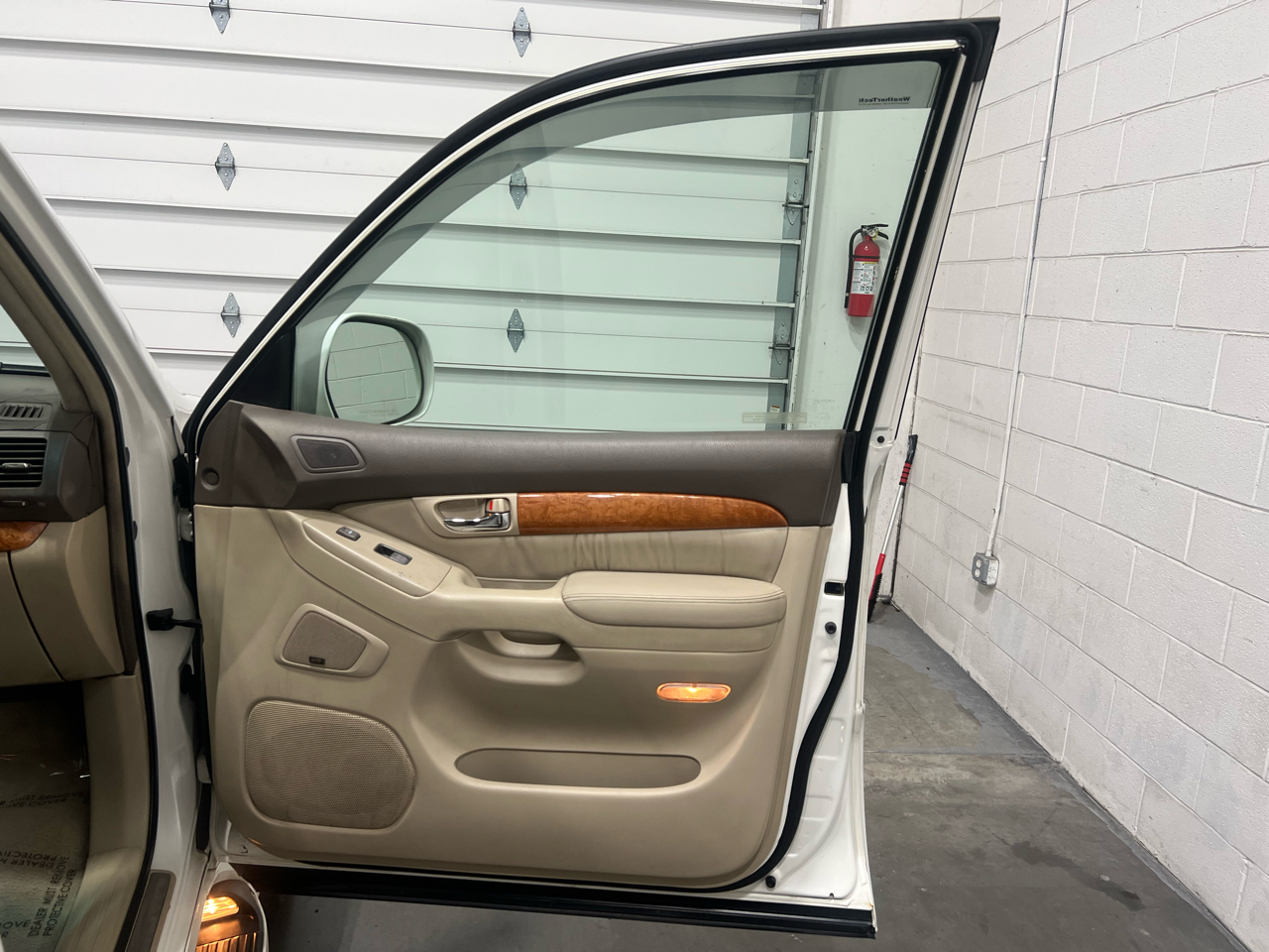 Lexus GX 470 Sport Utility 2004