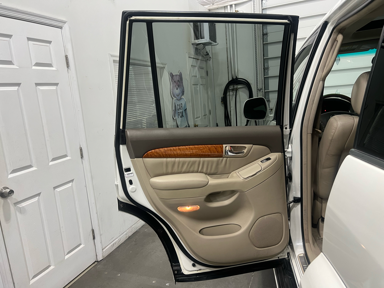 Lexus GX 470 Sport Utility 2004