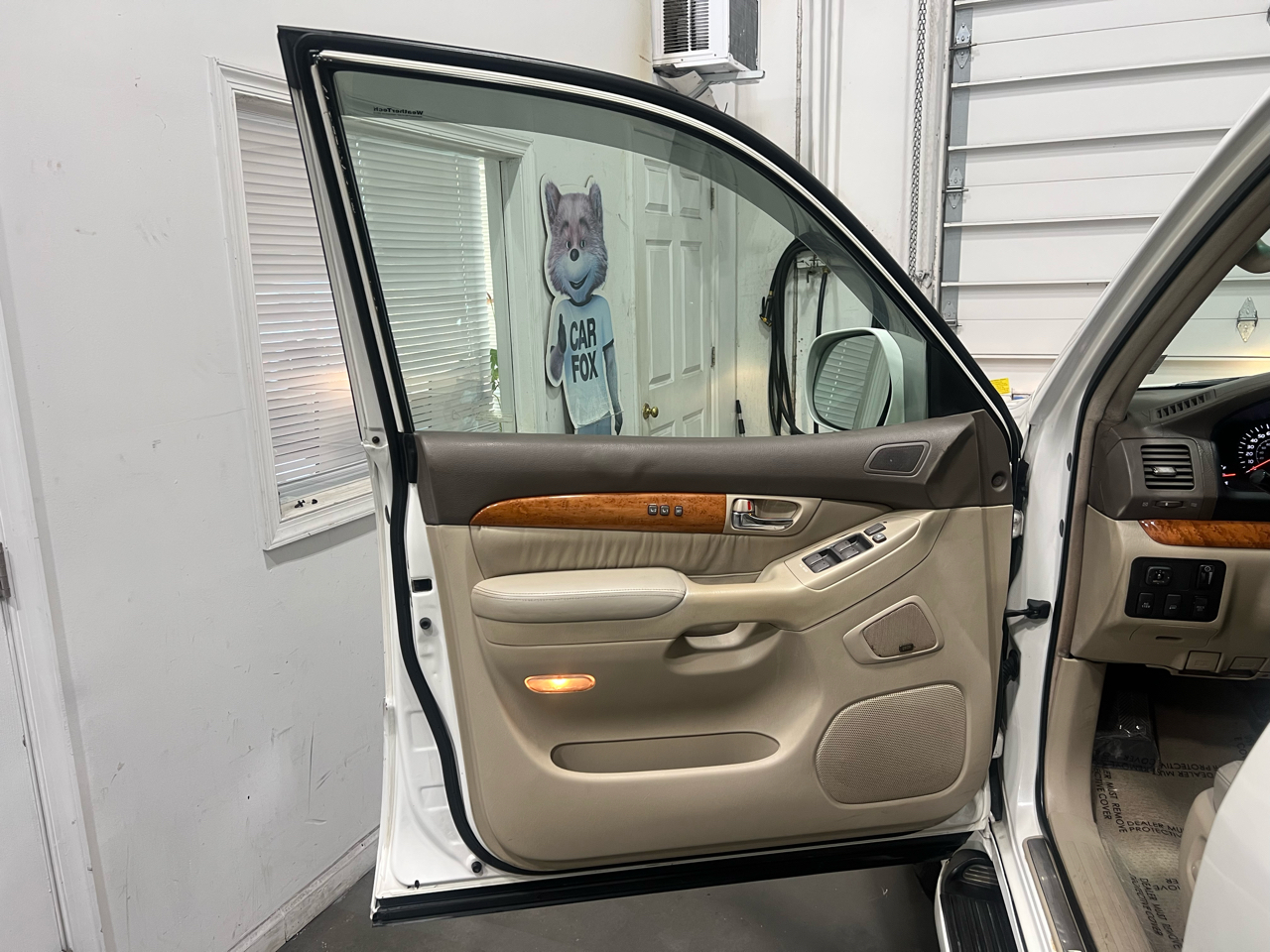 Lexus GX 470 Sport Utility 2004