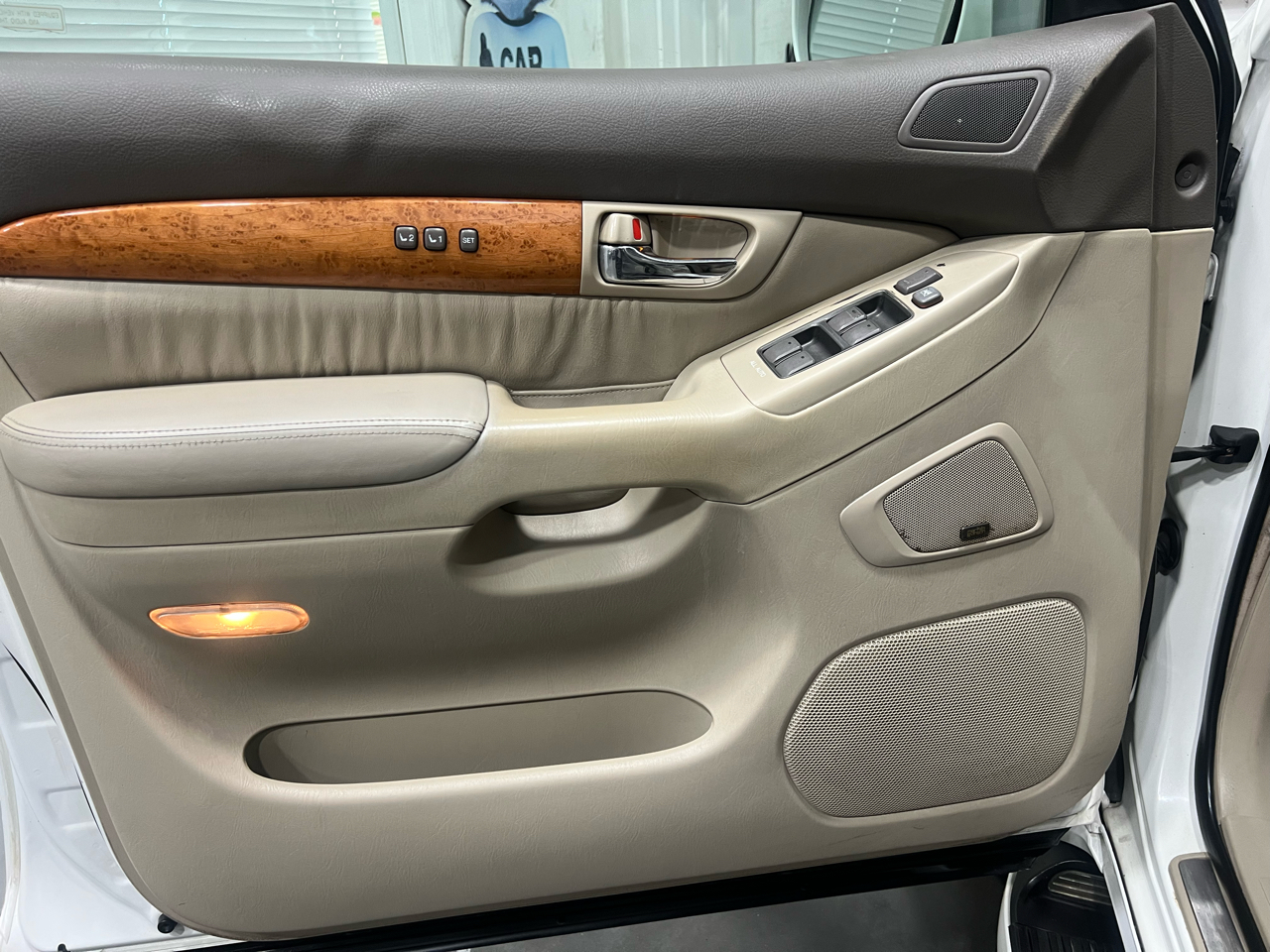 Lexus GX 470 Sport Utility 2004