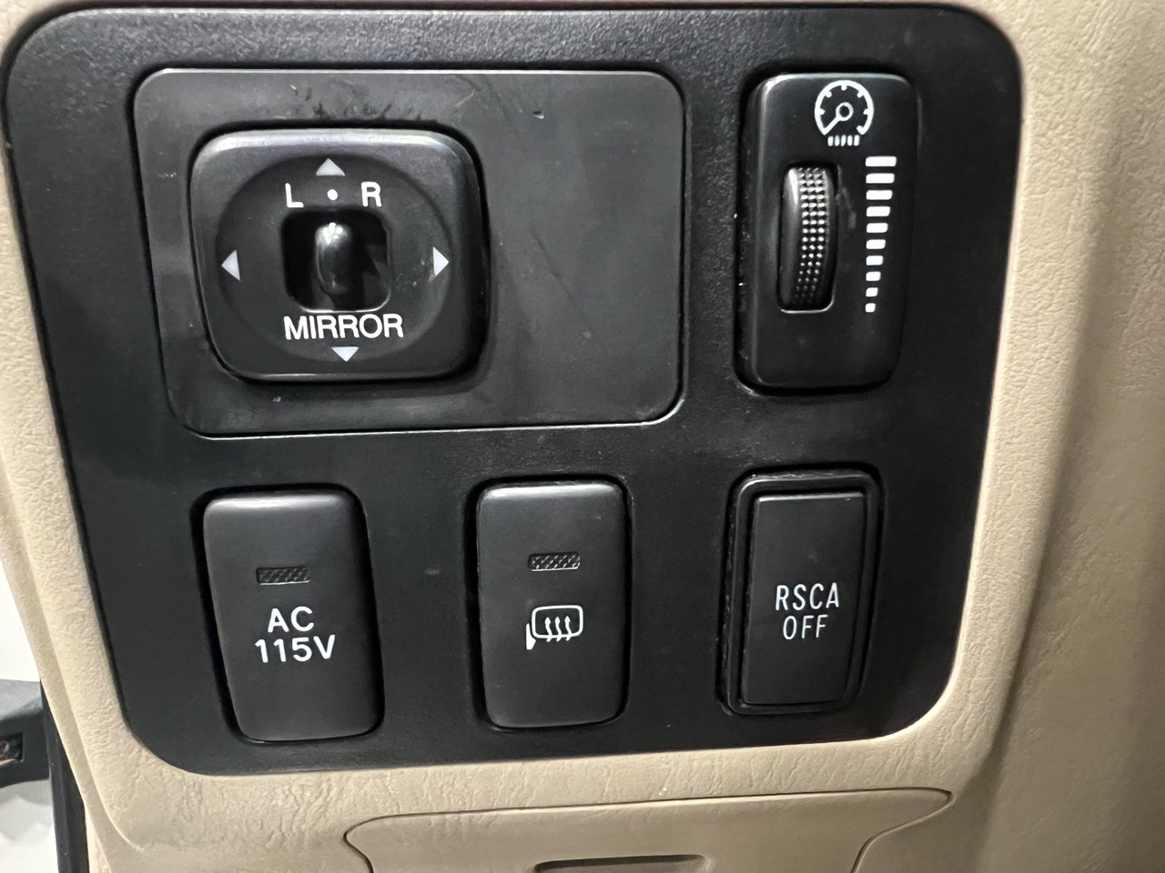 Lexus GX 470 Sport Utility 2004