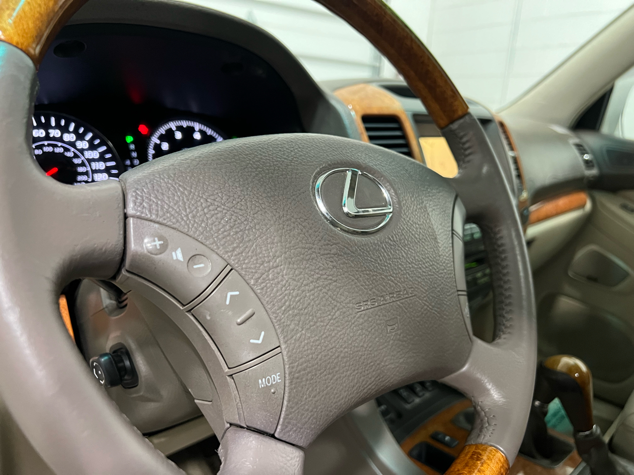 Lexus GX 470 Sport Utility 2004