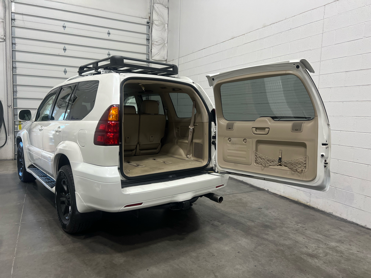 Lexus GX 470 Sport Utility 2004