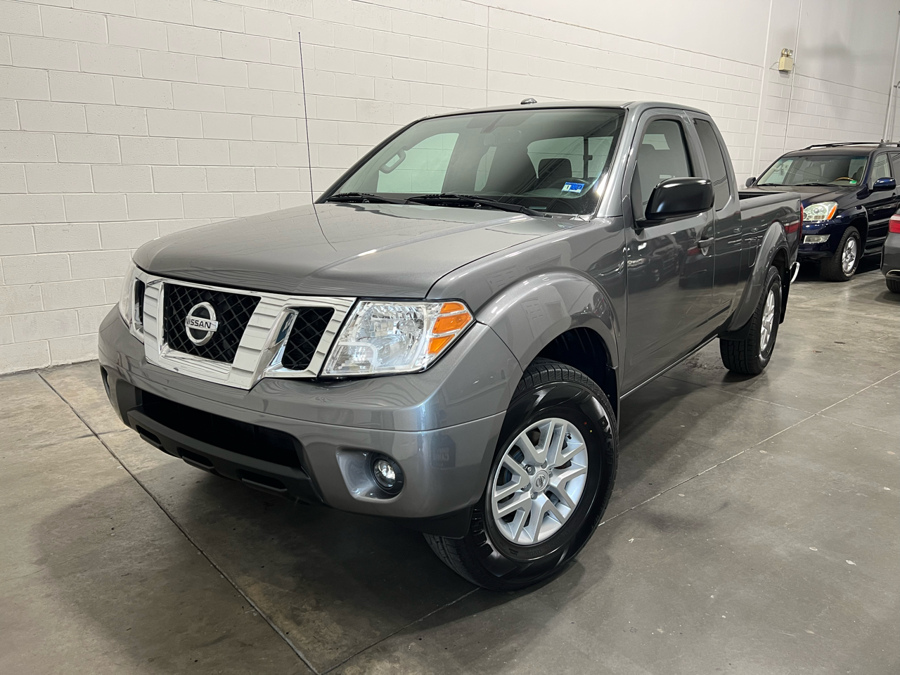 Nissan Frontier S Crew Cab 5AT 4WD 2016