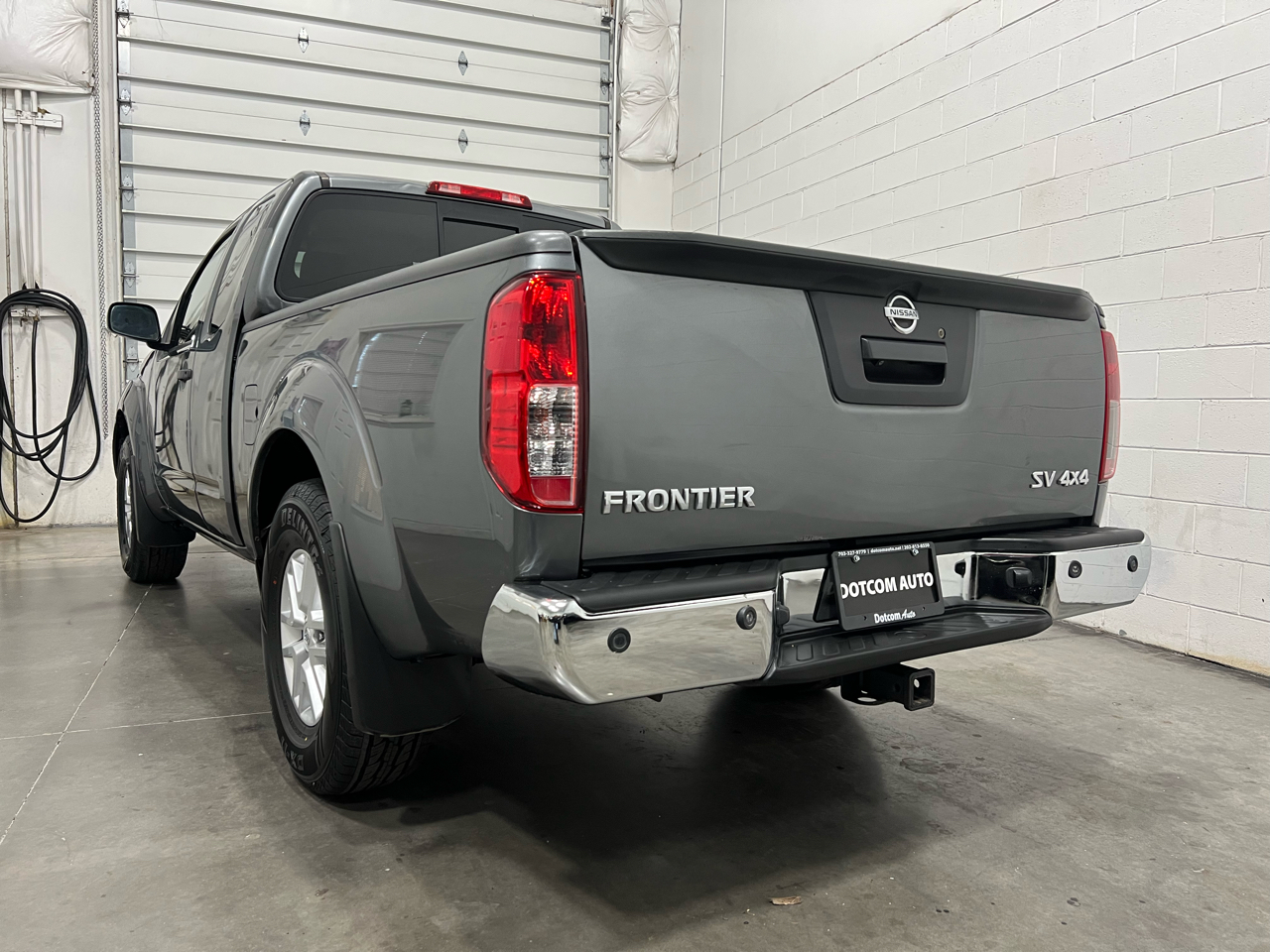 Nissan Frontier S Crew Cab 5AT 4WD 2016