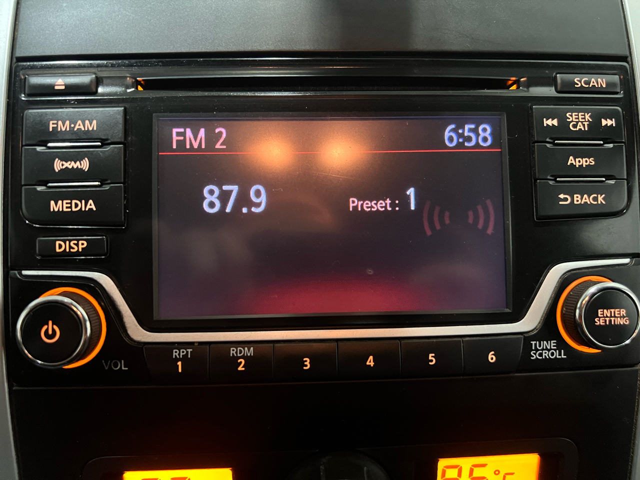 Nissan Frontier S Crew Cab 5AT 4WD 2016