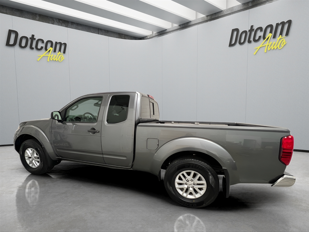 Nissan Frontier S Crew Cab 5AT 4WD 2016