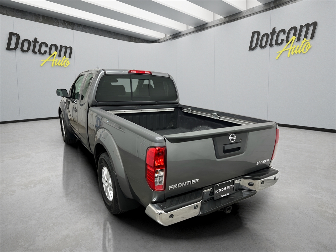 Nissan Frontier S Crew Cab 5AT 4WD 2016