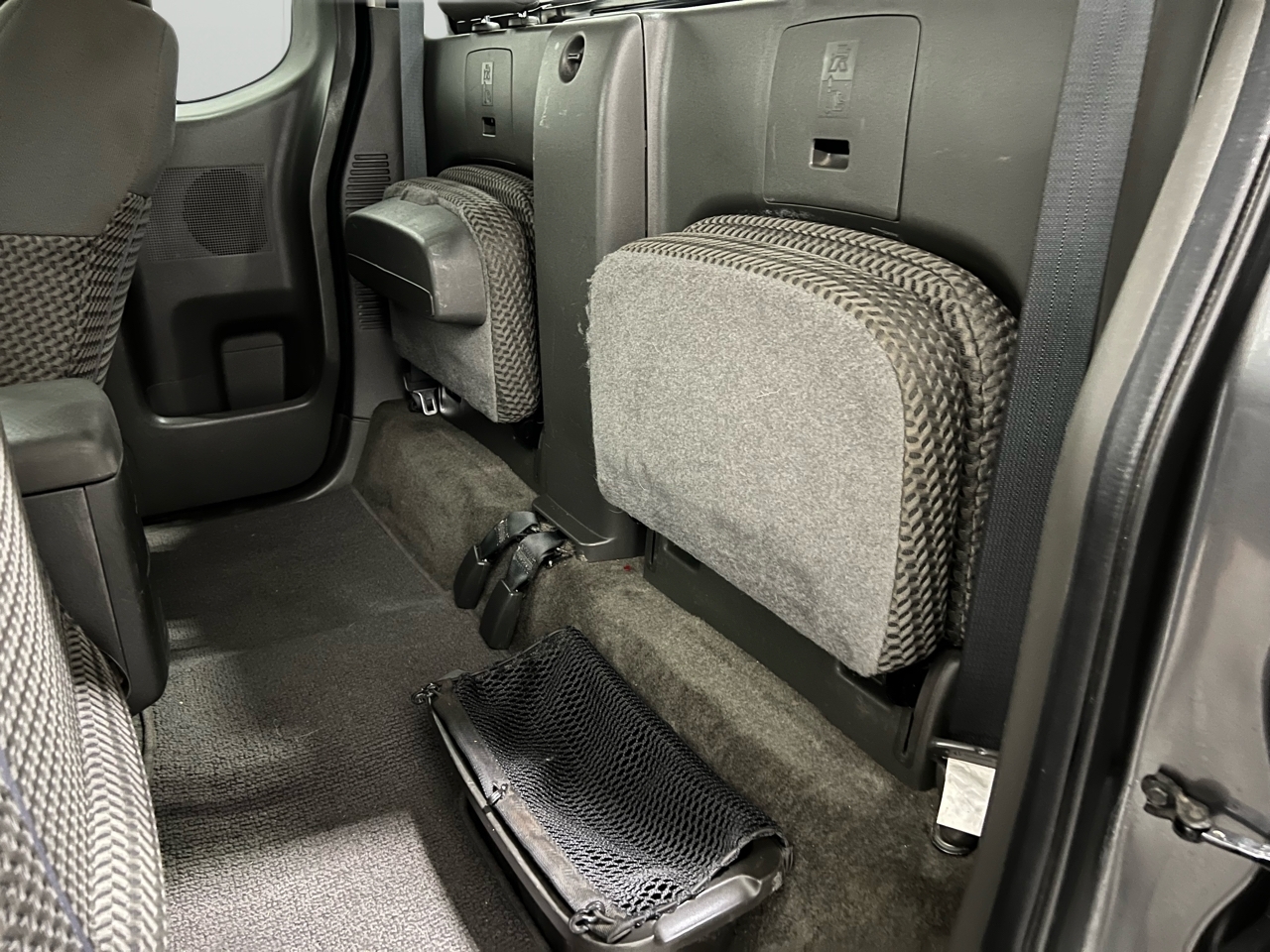 Nissan Frontier S Crew Cab 5AT 4WD 2016