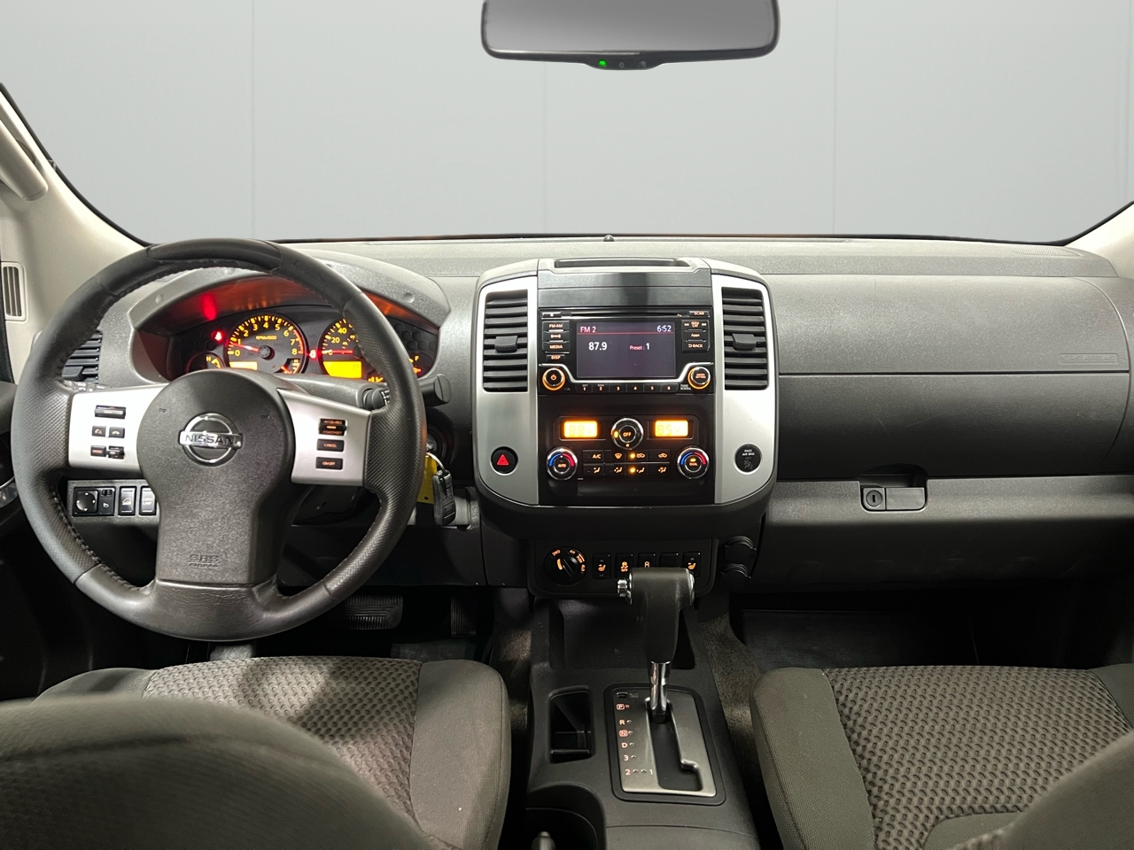 Nissan Frontier S Crew Cab 5AT 4WD 2016