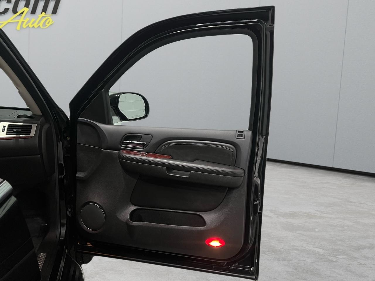 Cadillac Escalade AWD 2008