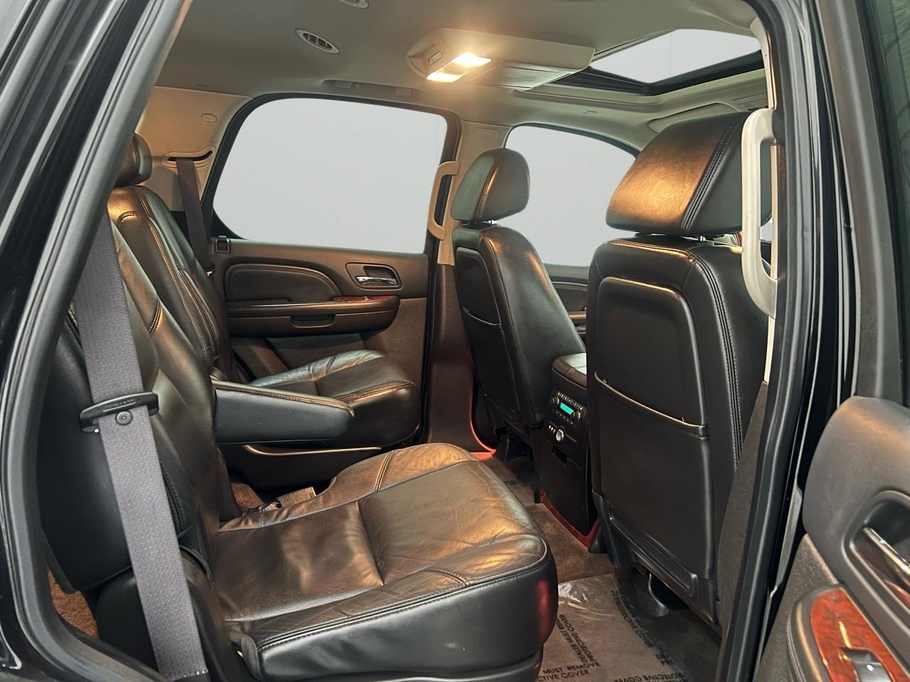 Cadillac Escalade AWD 2008