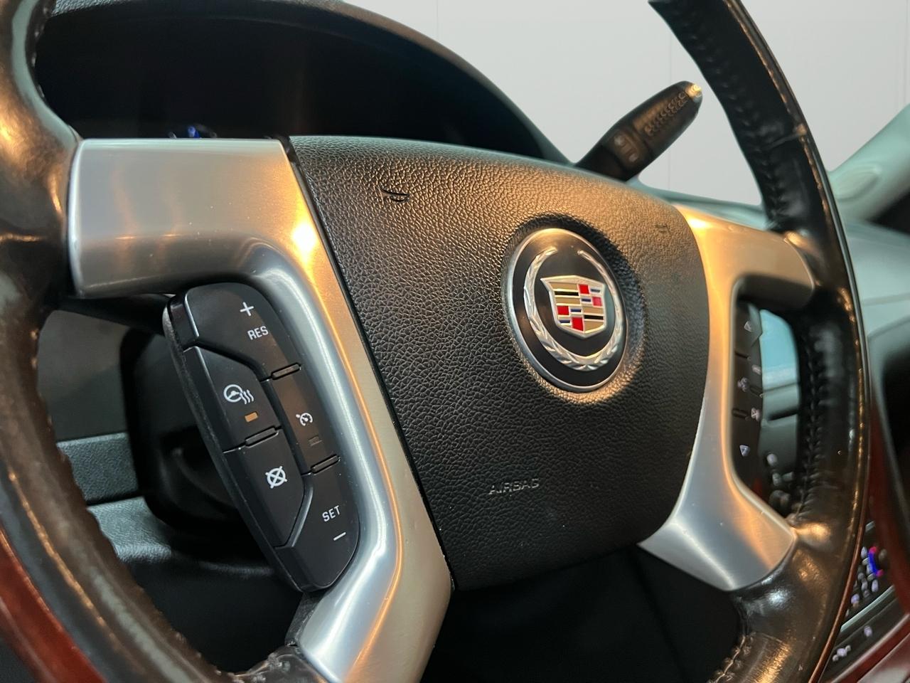 Cadillac Escalade AWD 2008