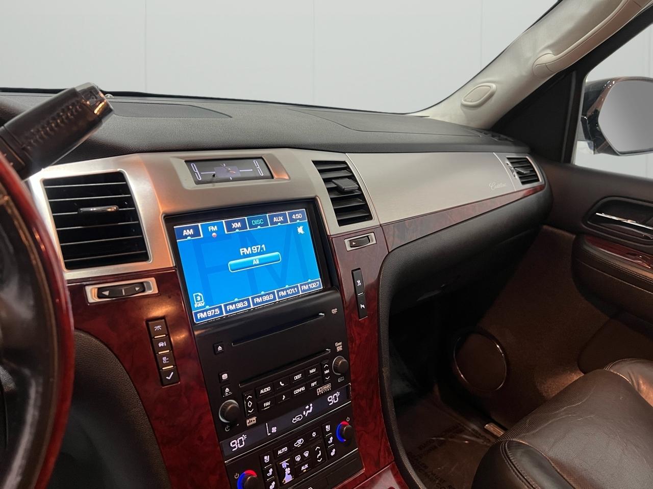 Cadillac Escalade AWD 2008