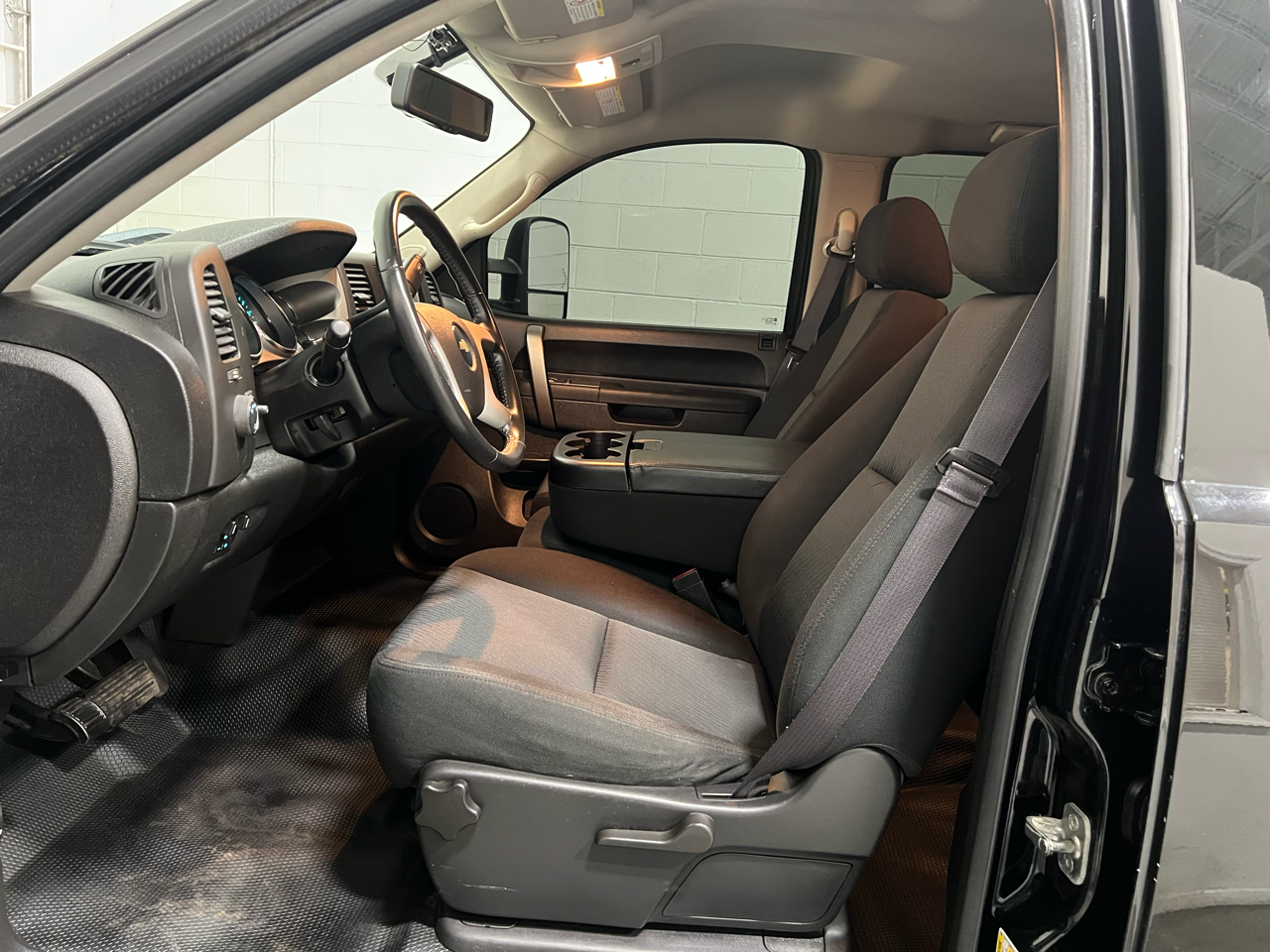 Chevrolet Silverado 2500HD LT Crew Cab 4WD 2013