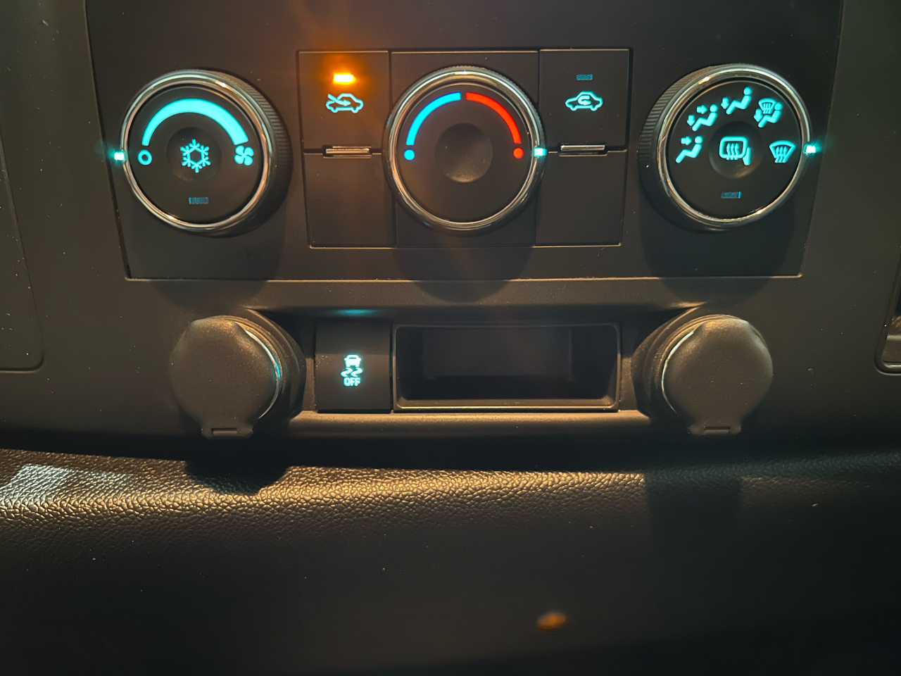 Chevrolet Silverado 2500HD LT Crew Cab 4WD 2013