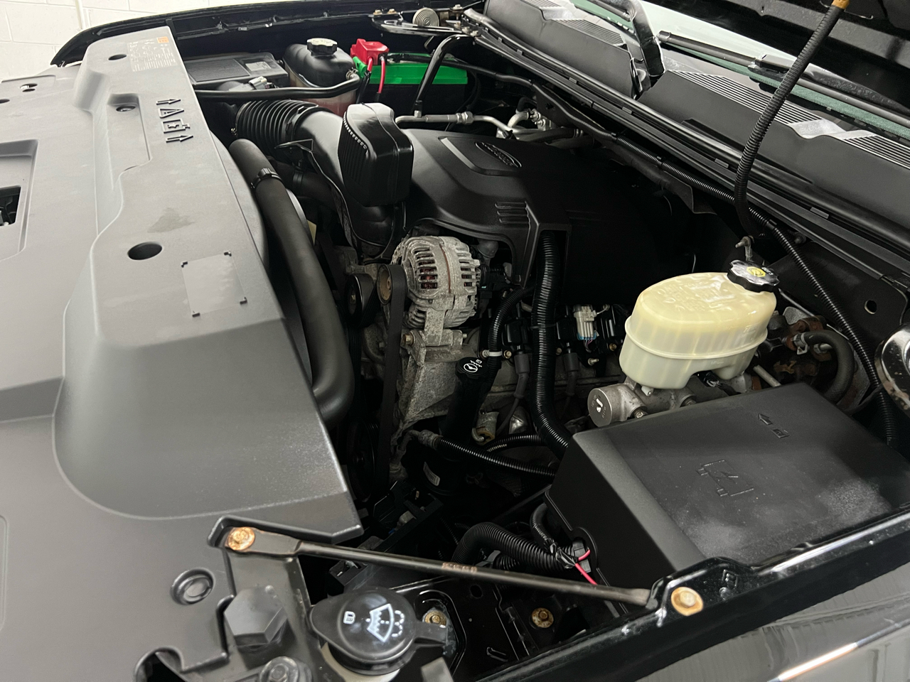 Chevrolet Silverado 2500HD LT Crew Cab 4WD 2013