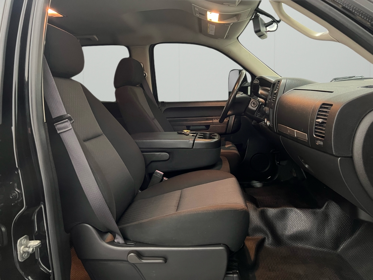 Chevrolet Silverado 2500HD LT Crew Cab 4WD 2013