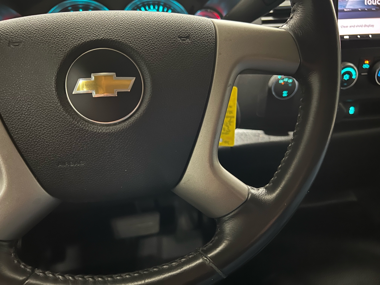 Chevrolet Silverado 2500HD LT Crew Cab 4WD 2013