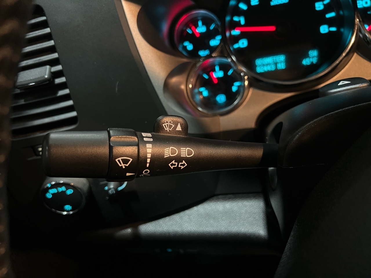 Chevrolet Silverado 2500HD LT Crew Cab 4WD 2013