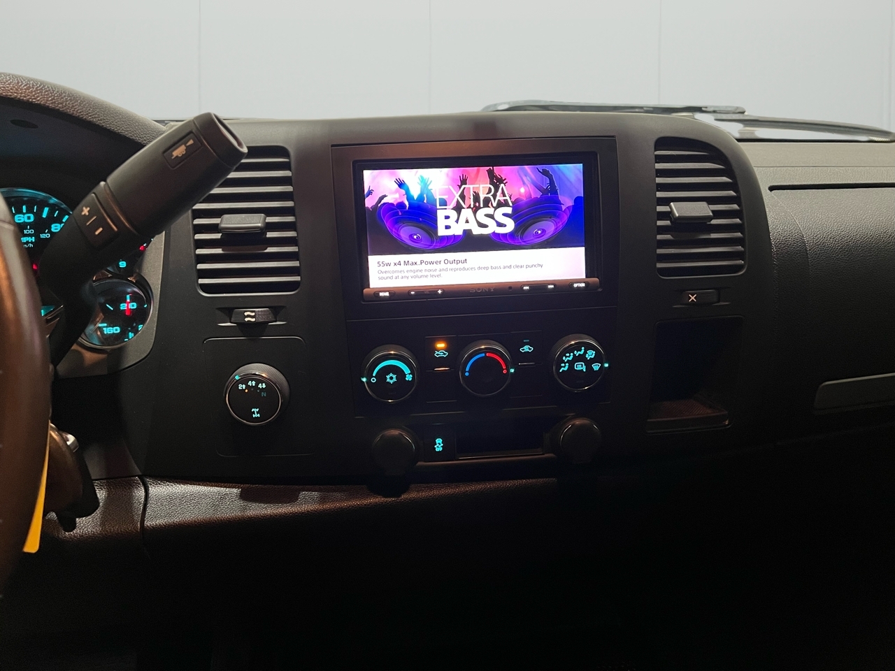 Chevrolet Silverado 2500HD LT Crew Cab 4WD 2013