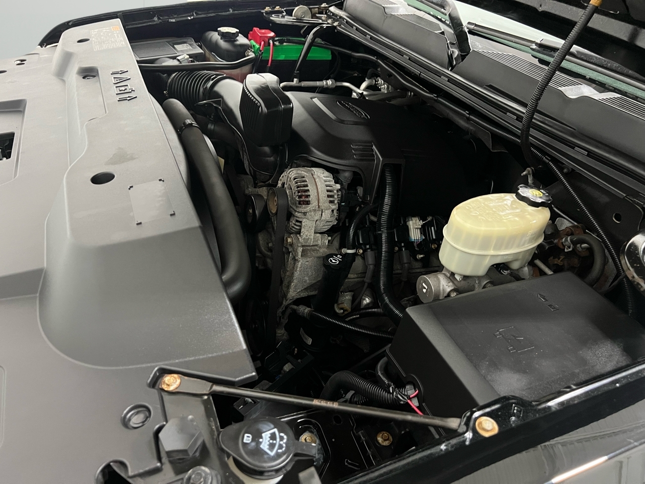 Chevrolet Silverado 2500HD LT Crew Cab 4WD 2013