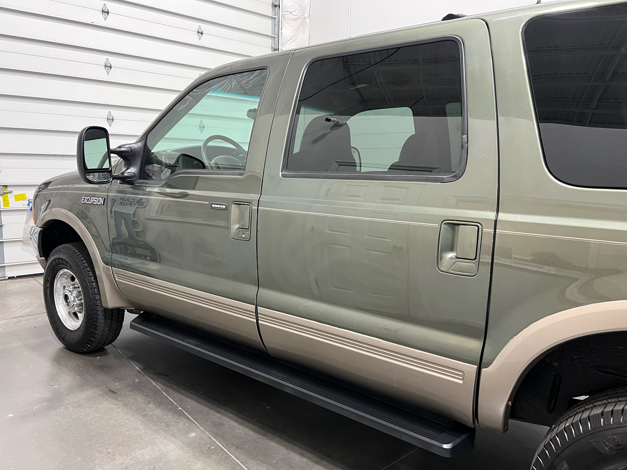 Ford Excursion Limited 4WD 2001