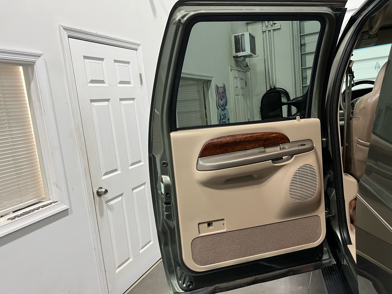 Ford Excursion Limited 4WD 2001