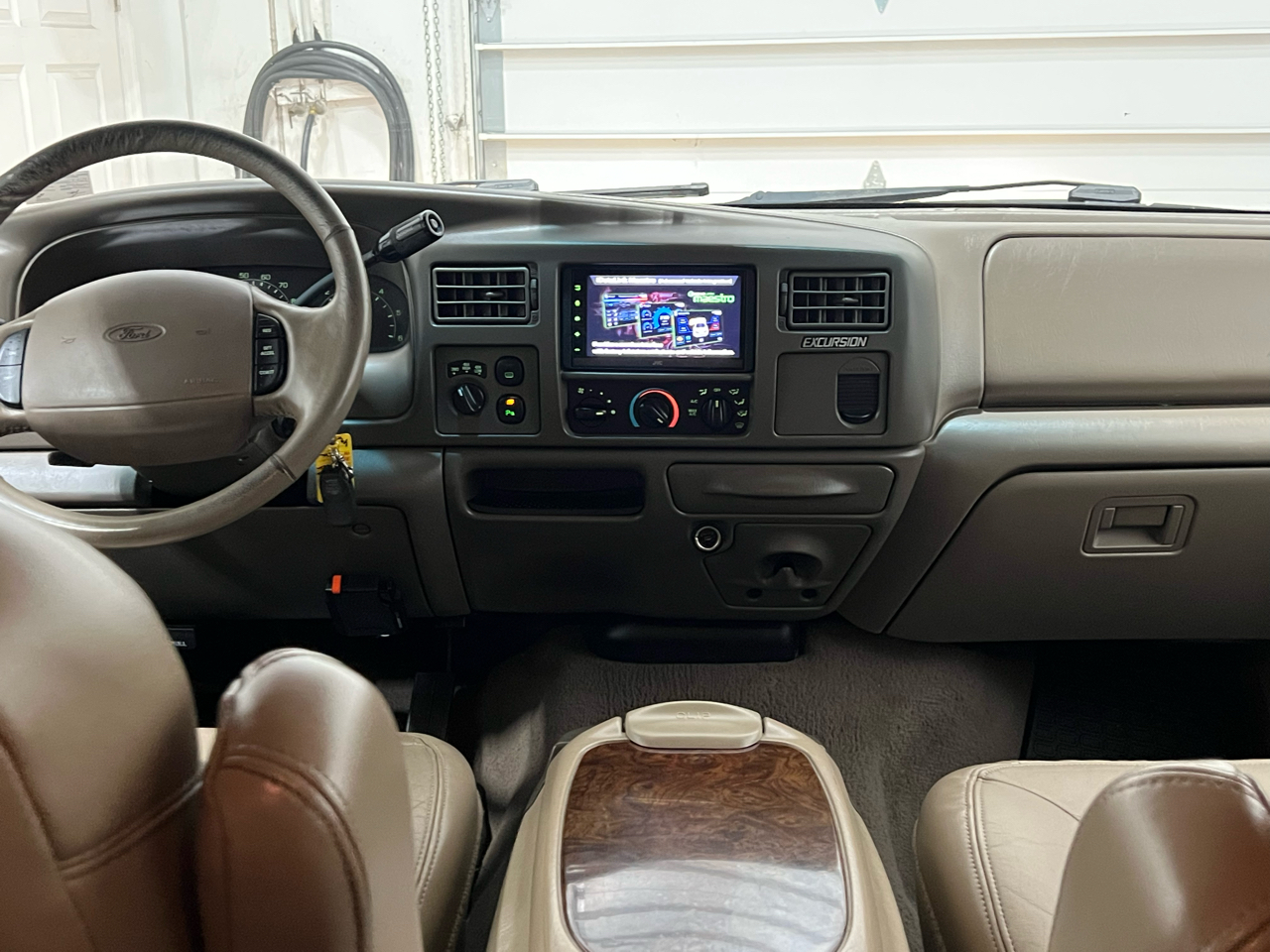 Ford Excursion Limited 4WD 2001