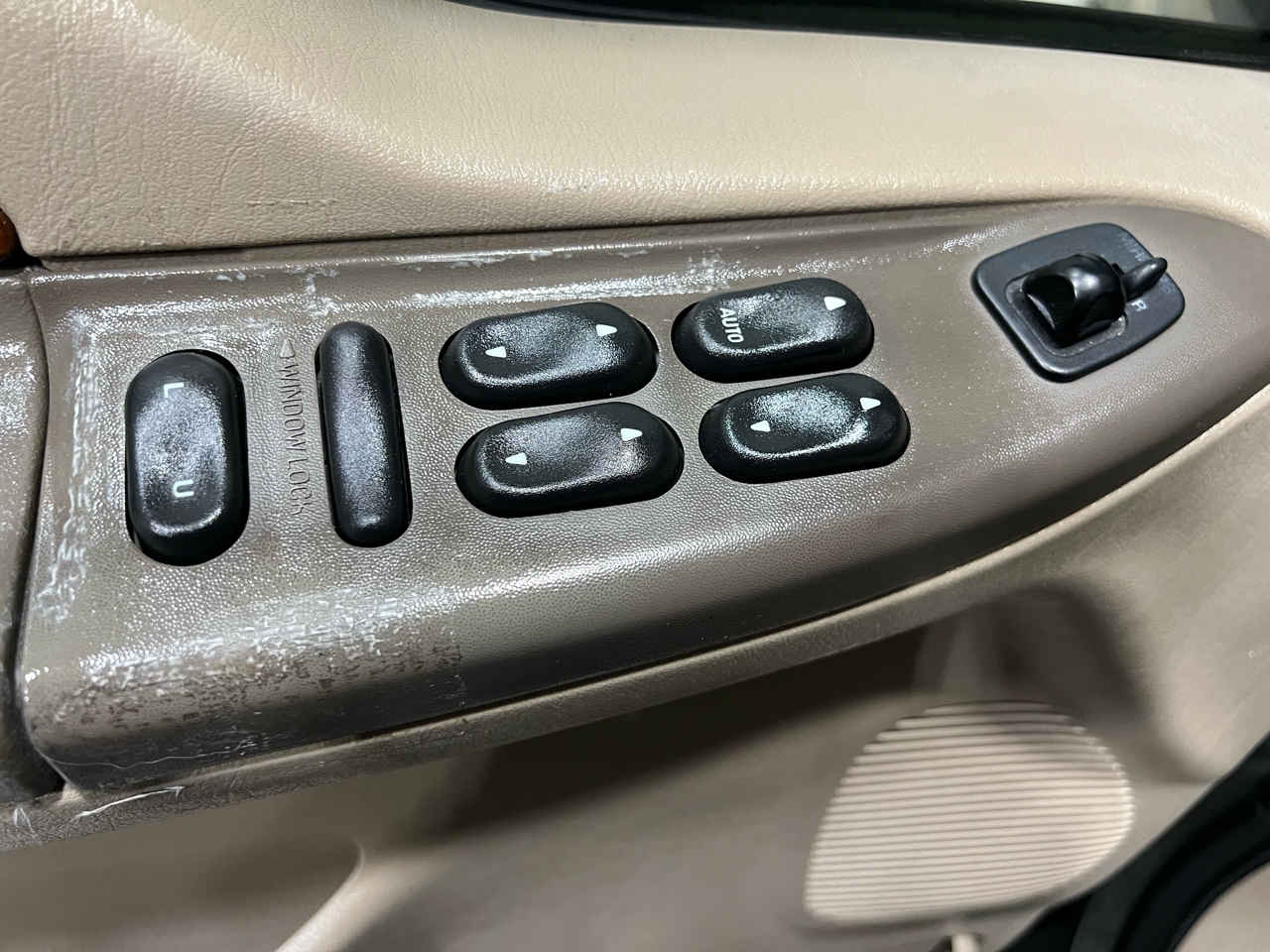 Ford Excursion Limited 4WD 2001