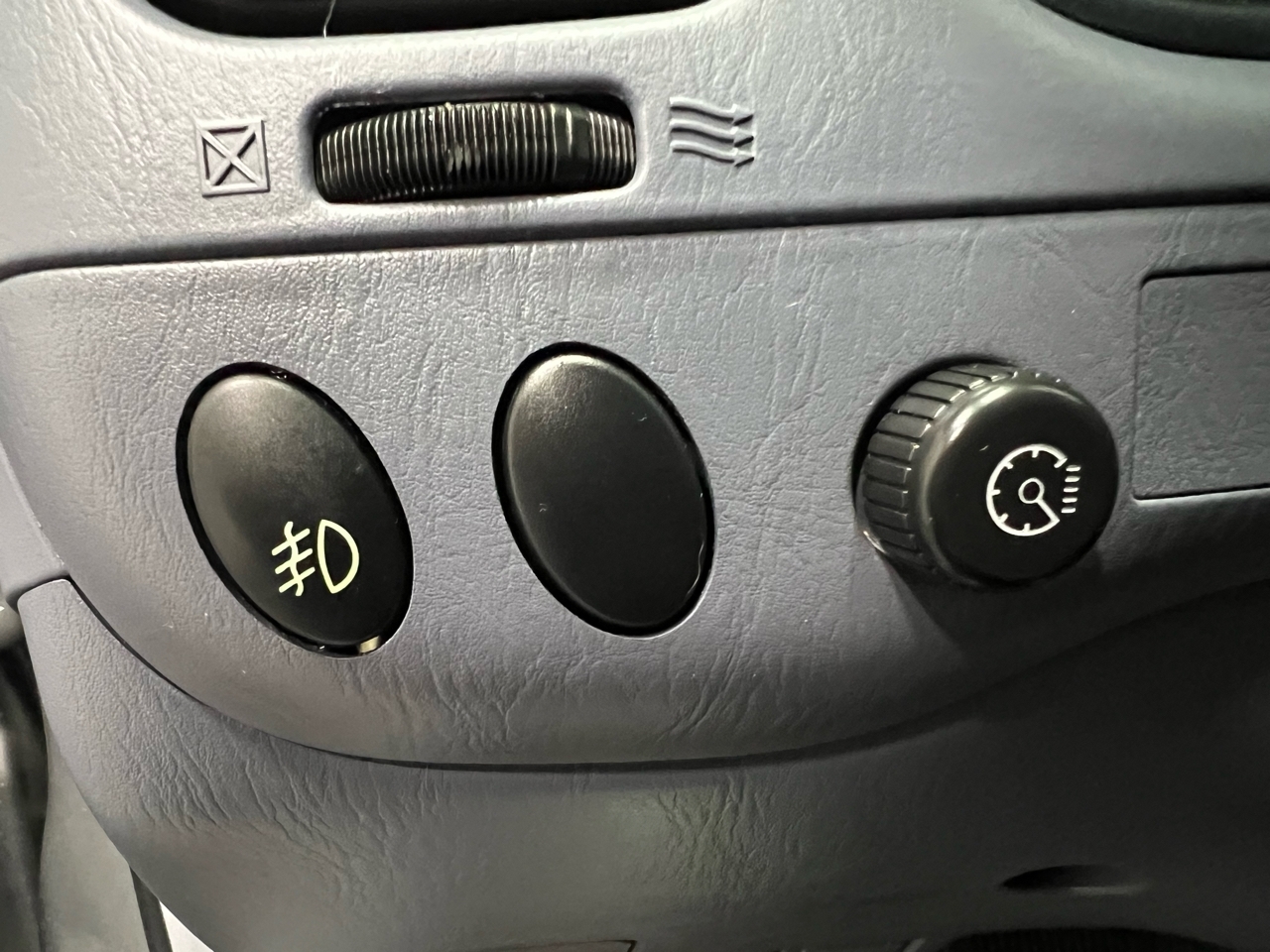 Toyota Tundra SR5 Access Cab 4WD 2001