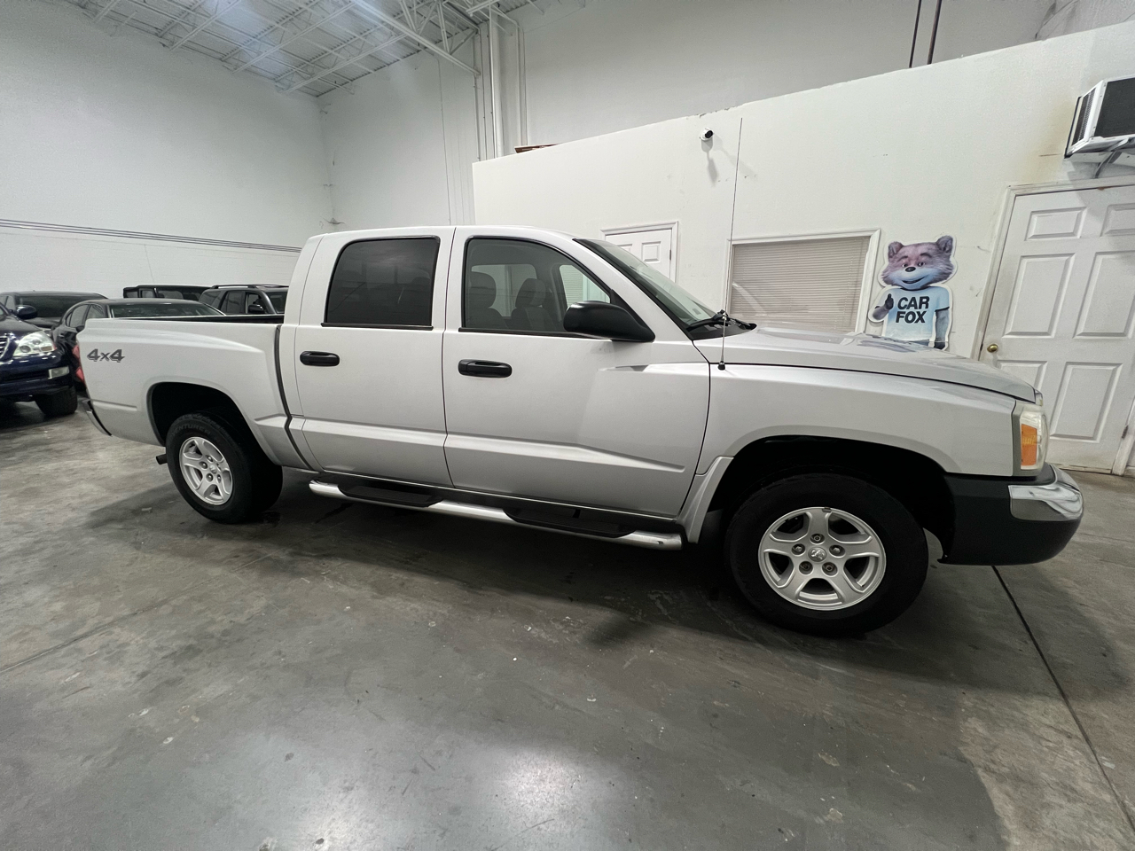 Dodge Dakota SLT Quad Cab 4WD 2005