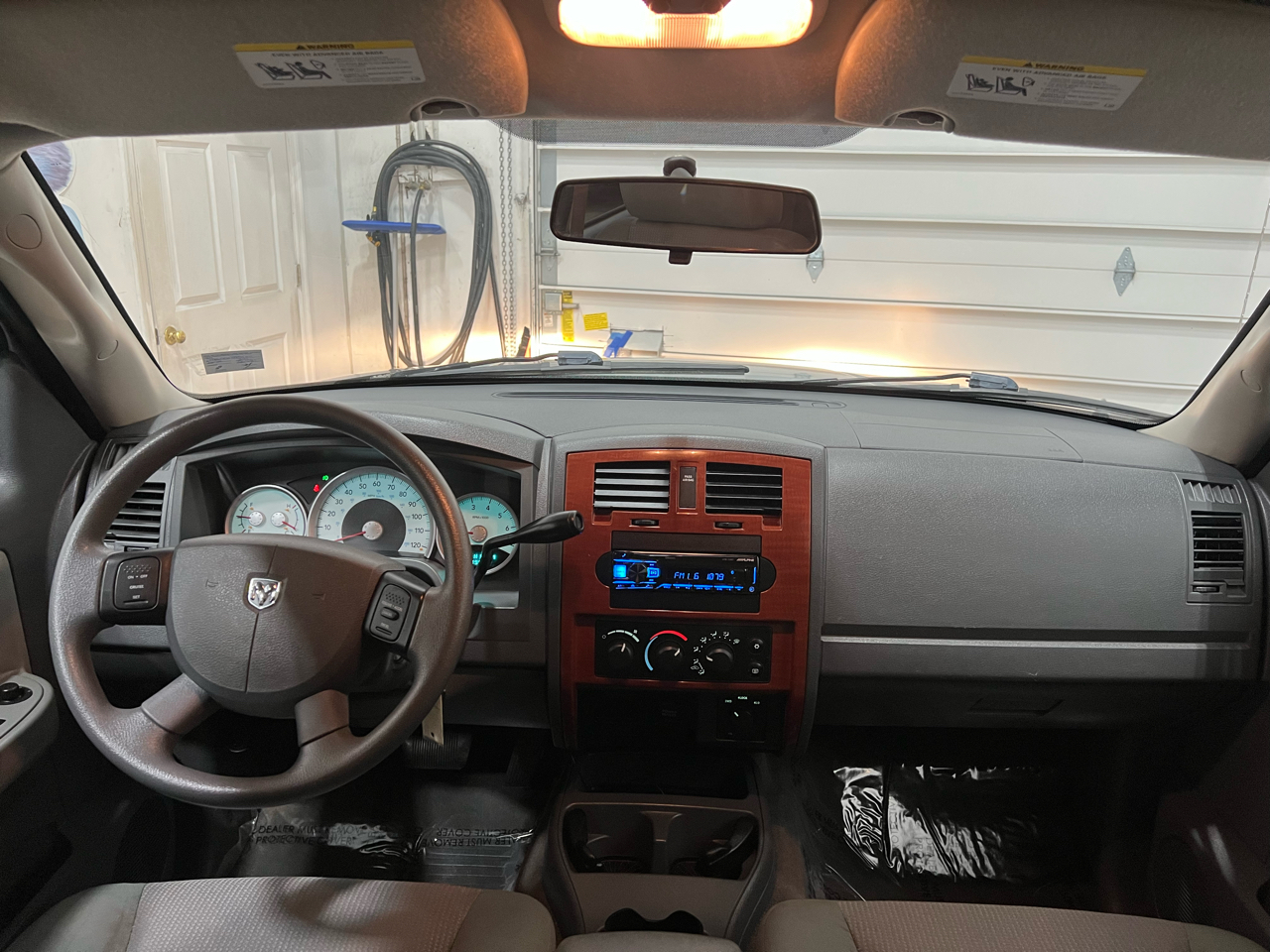 Dodge Dakota SLT Quad Cab 4WD 2005