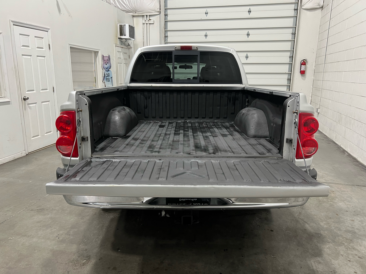 Dodge Dakota SLT Quad Cab 4WD 2005