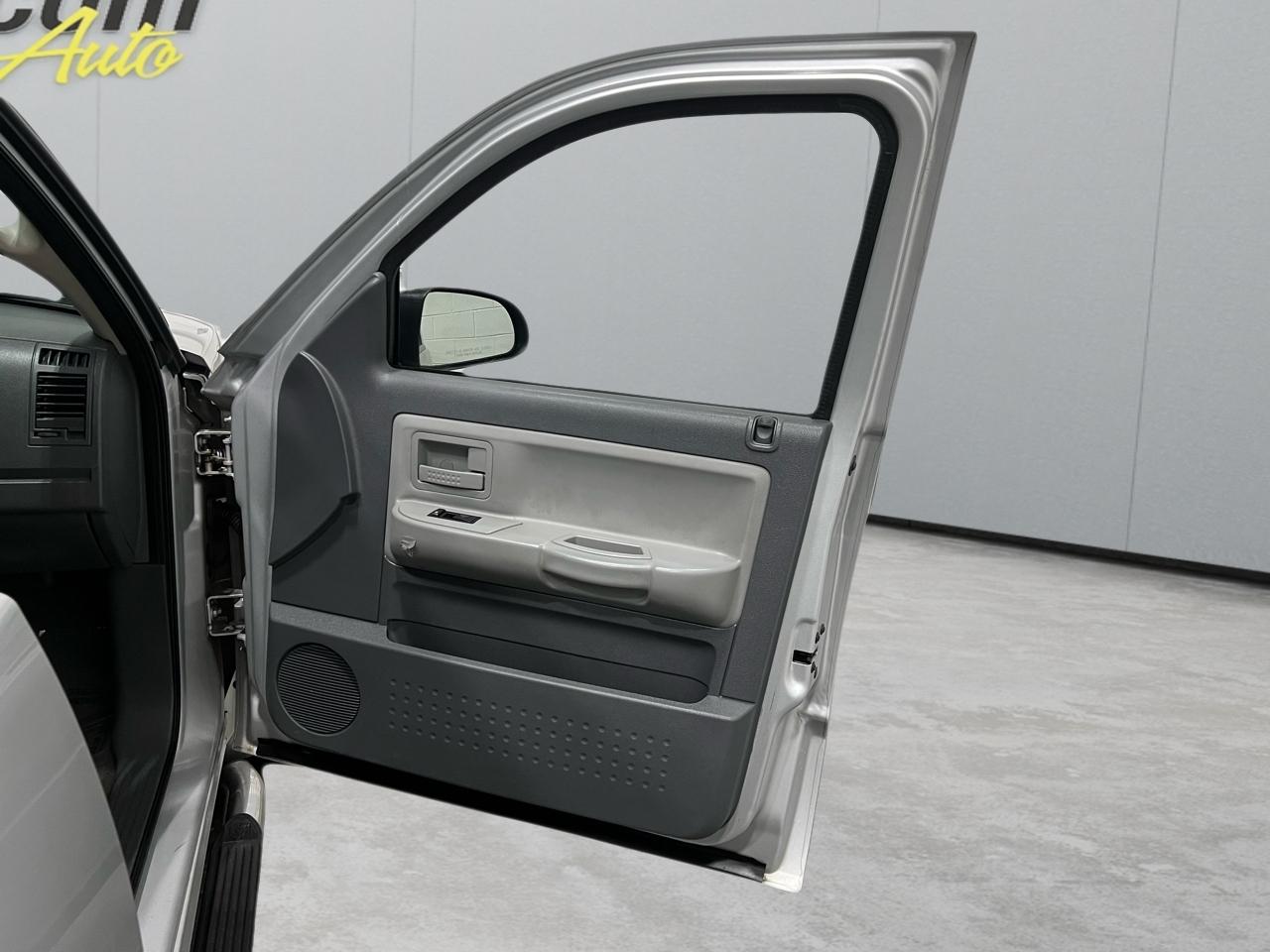 Dodge Dakota SLT Quad Cab 4WD 2005