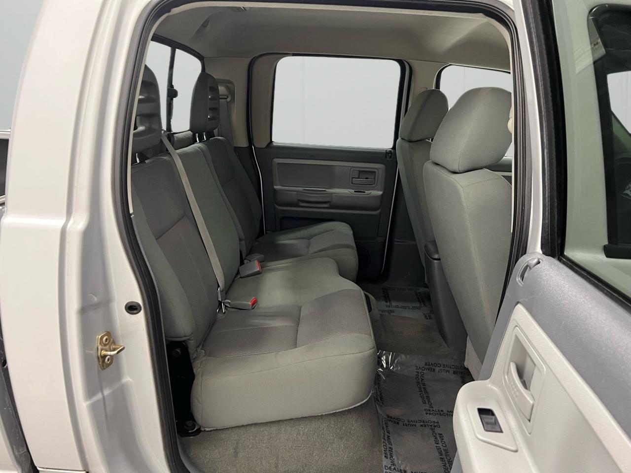 Dodge Dakota SLT Quad Cab 4WD 2005