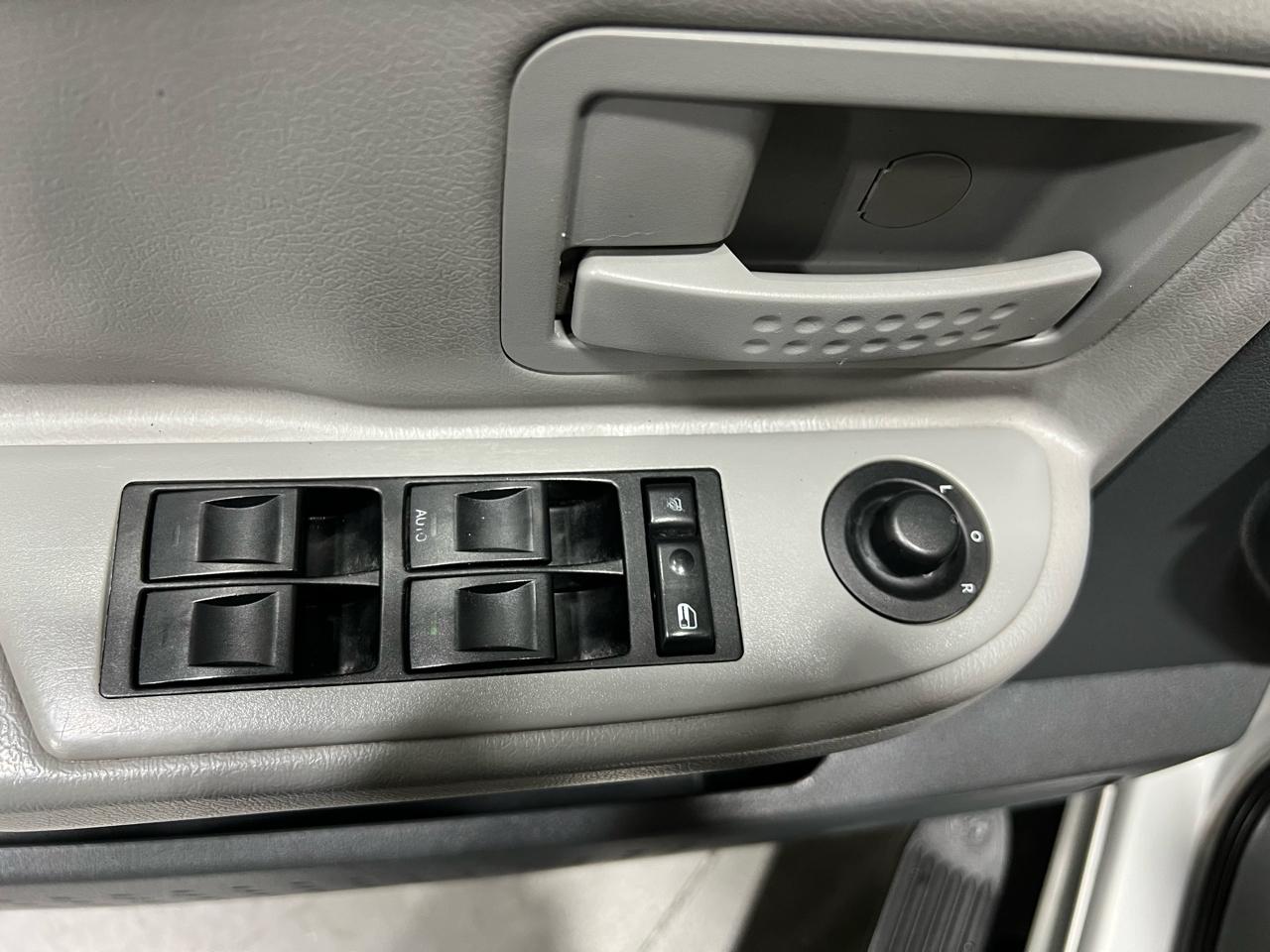 Dodge Dakota SLT Quad Cab 4WD 2005