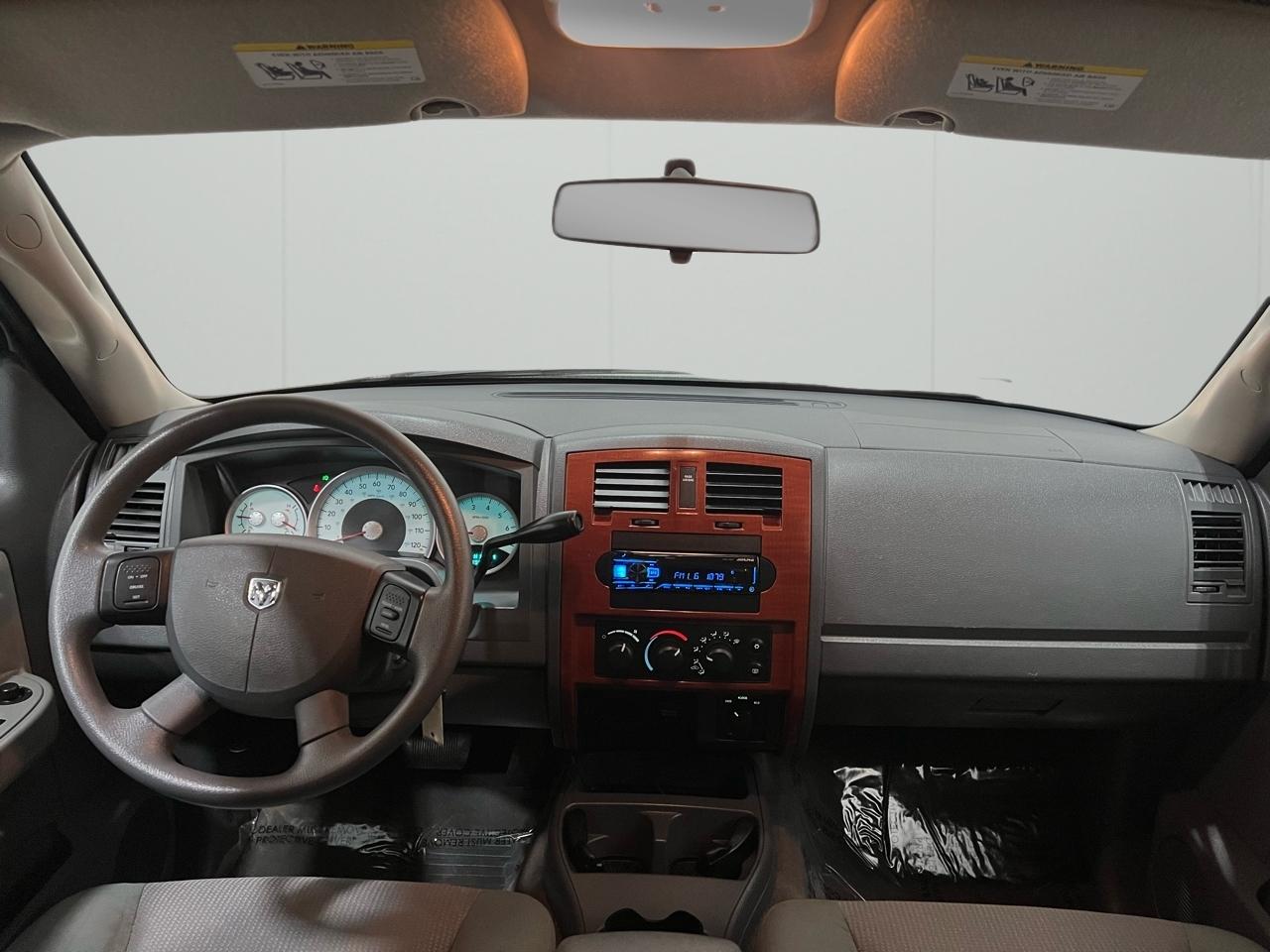 Dodge Dakota SLT Quad Cab 4WD 2005
