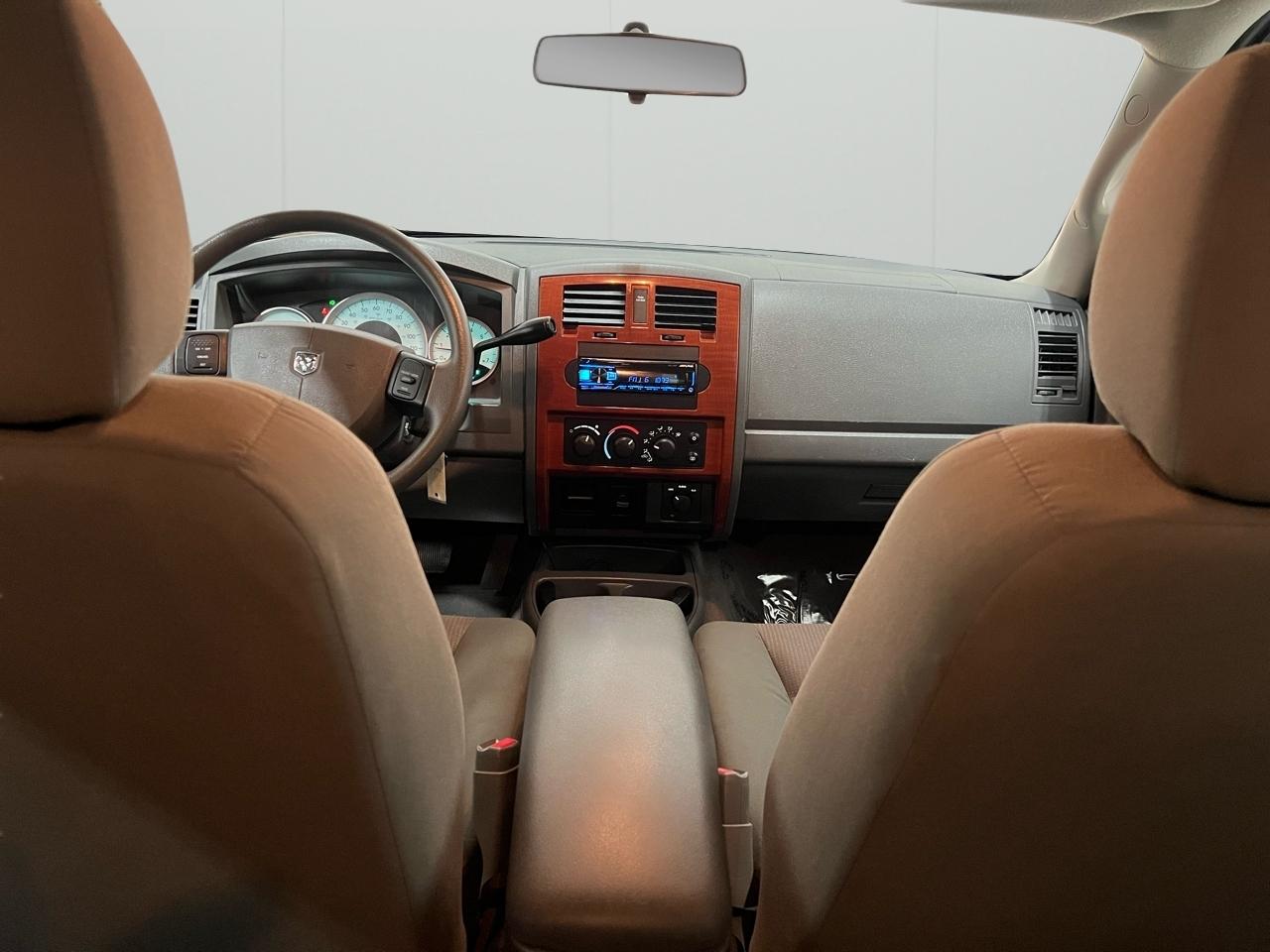 Dodge Dakota SLT Quad Cab 4WD 2005