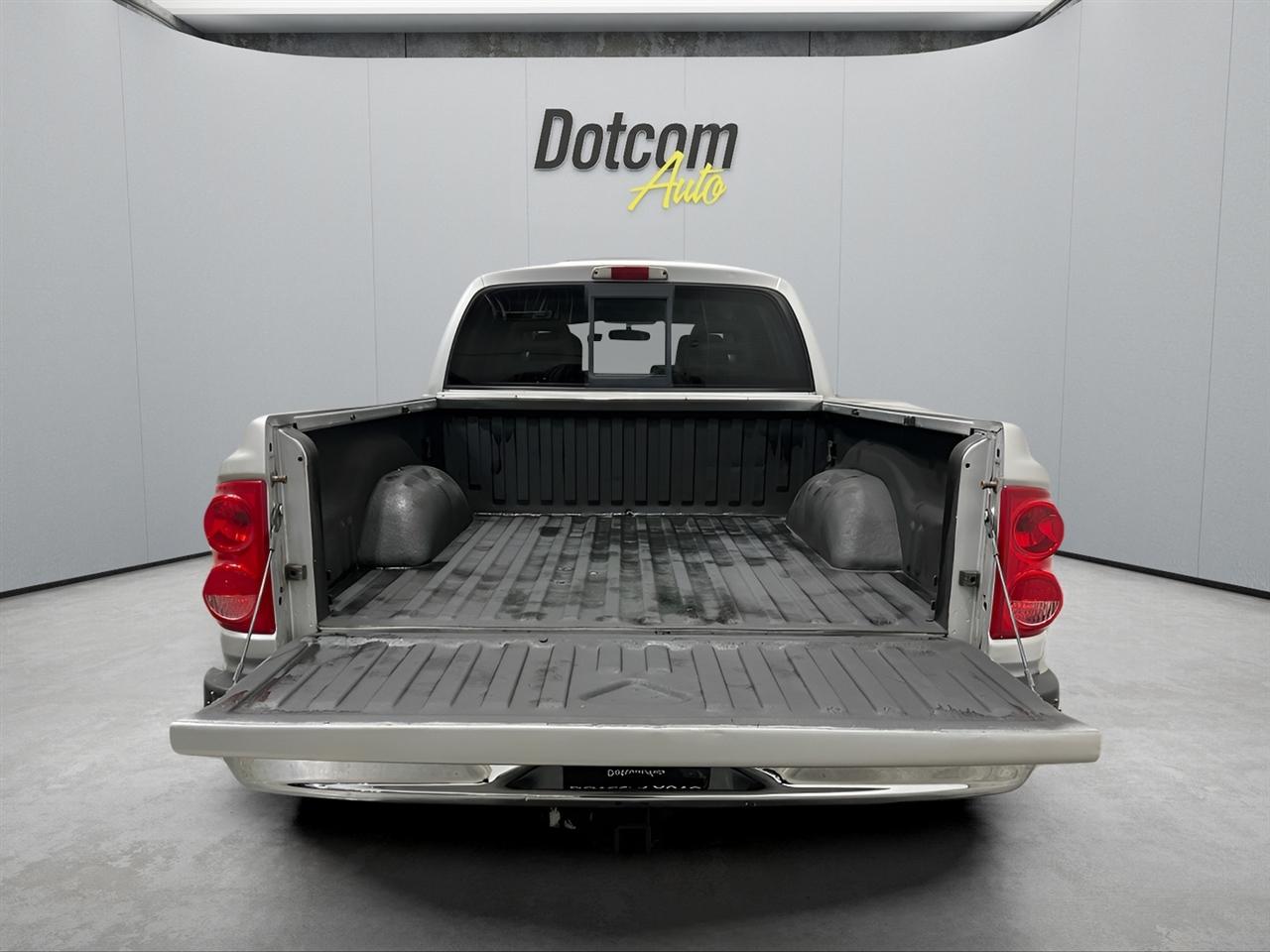 Dodge Dakota SLT Quad Cab 4WD 2005