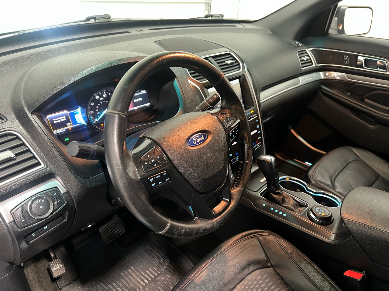 Ford Explorer Sport 4WD 2016