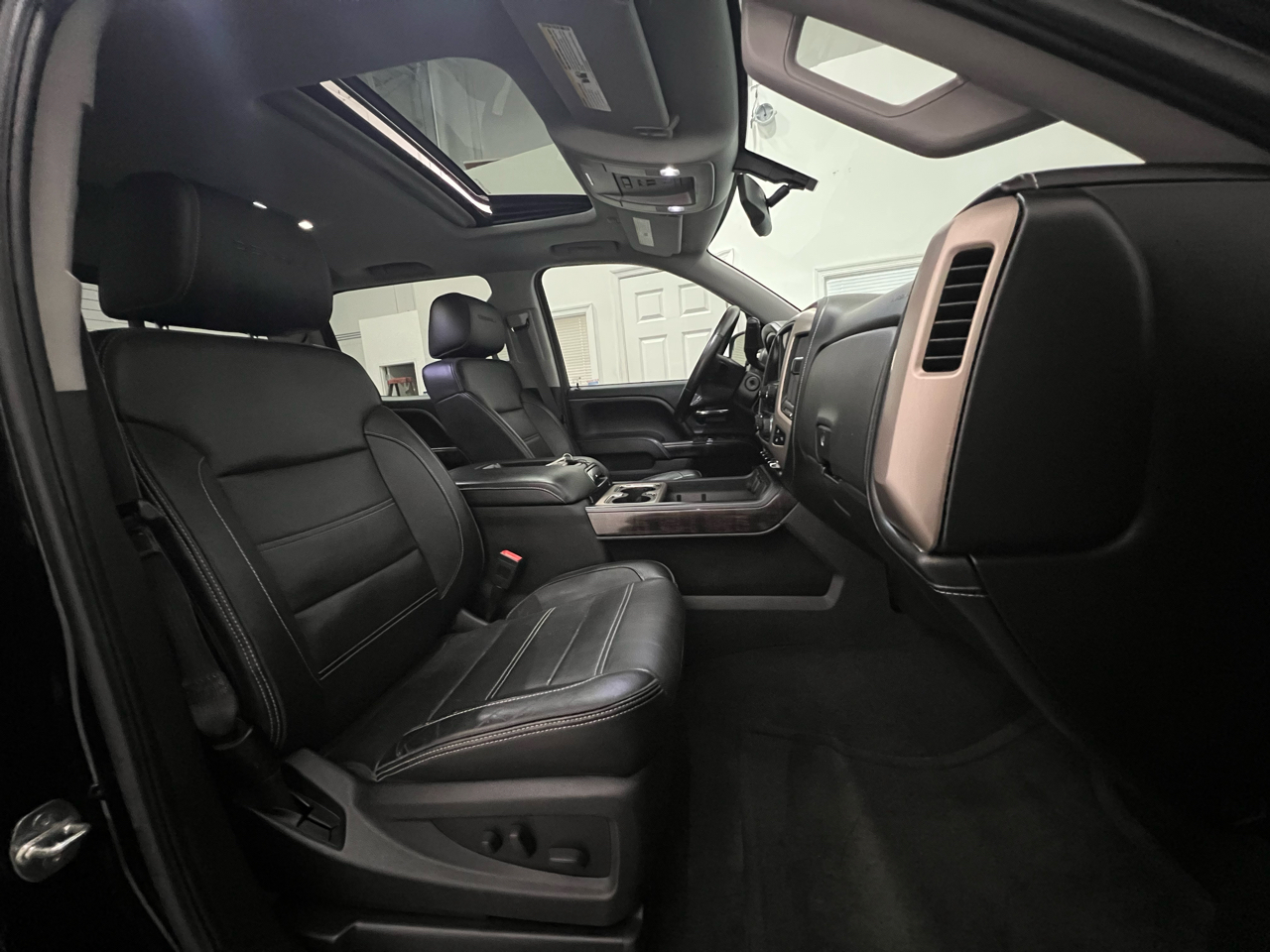 GMC Sierra 1500 Denali Crew Cab 4WD 2014