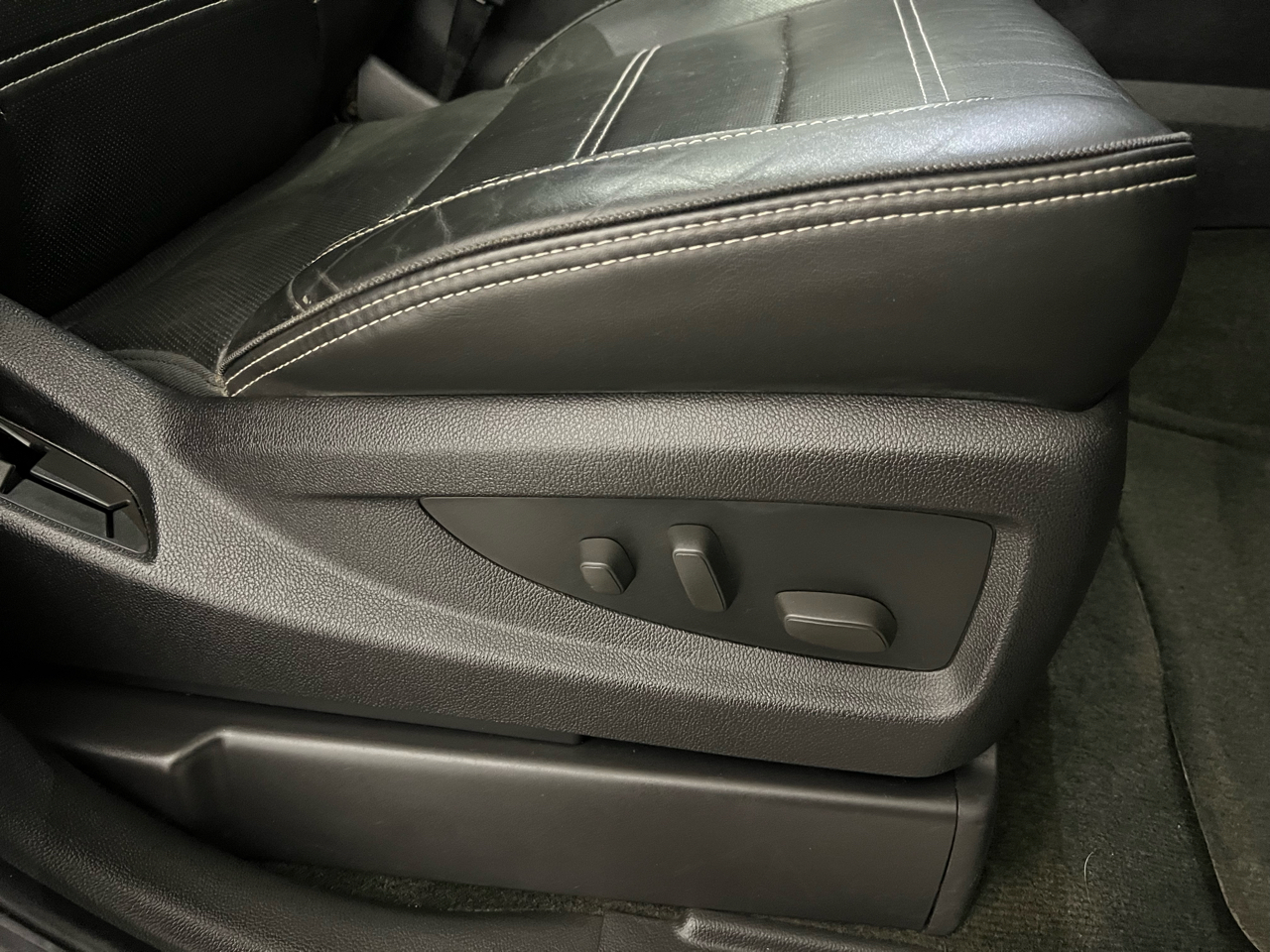 GMC Sierra 1500 Denali Crew Cab 4WD 2014