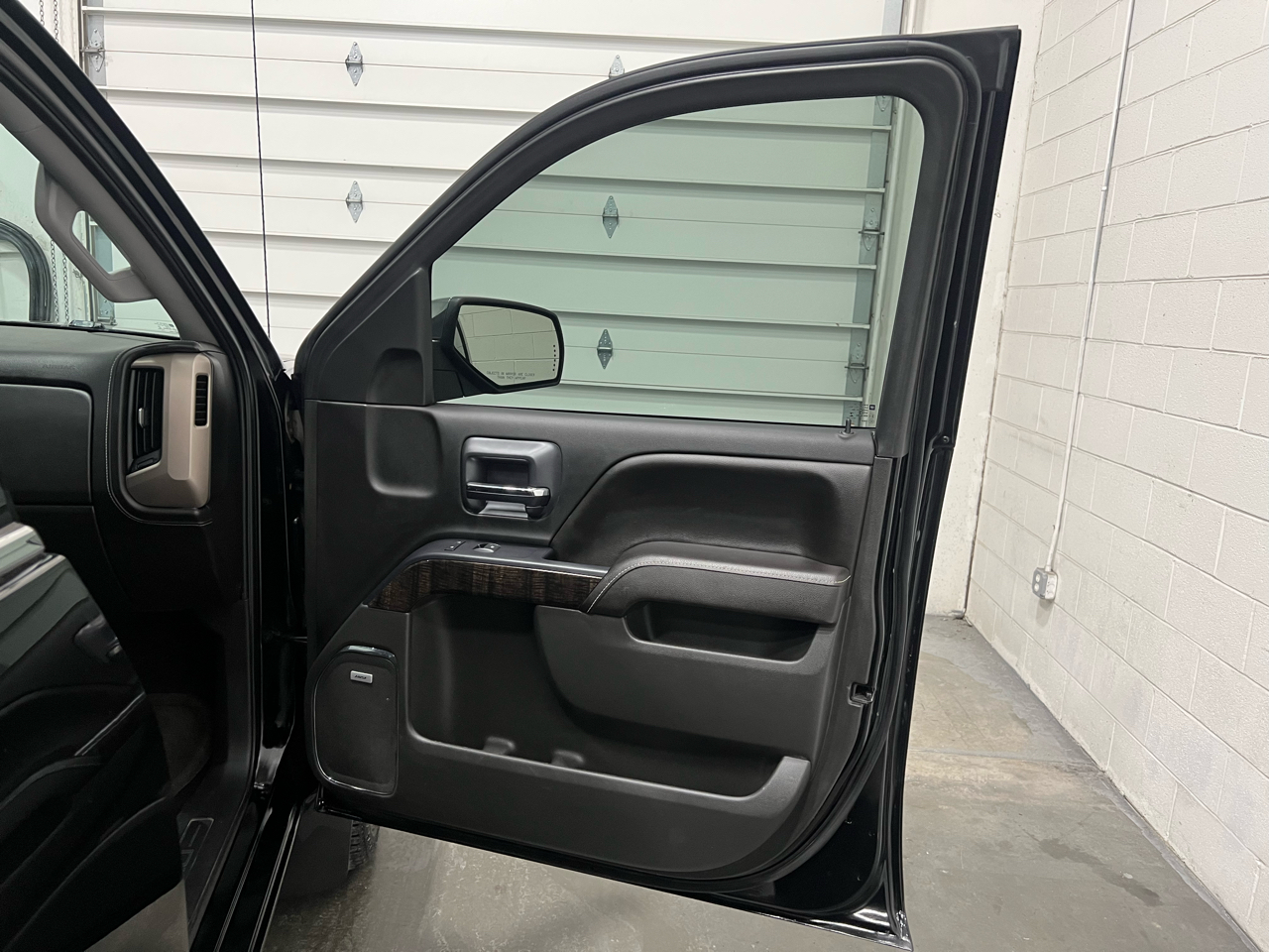 GMC Sierra 1500 Denali Crew Cab 4WD 2014